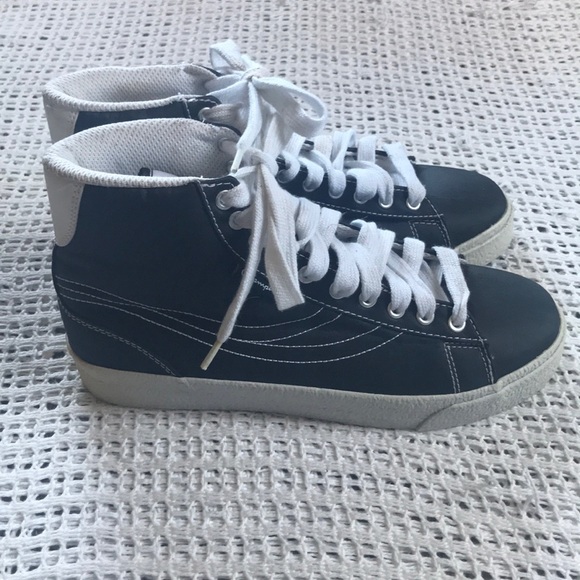 black high top champion shoes